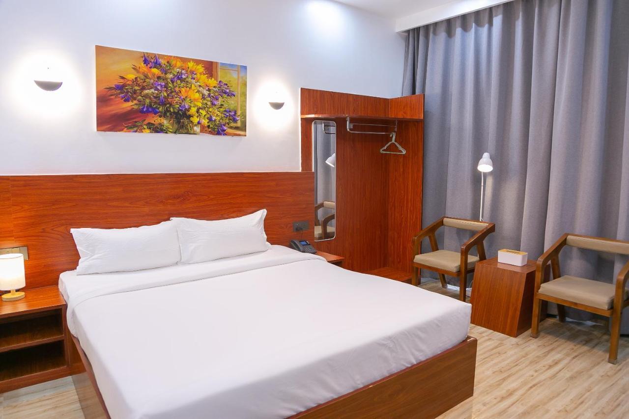 Hotel Totara Dar es Salaam Esterno foto