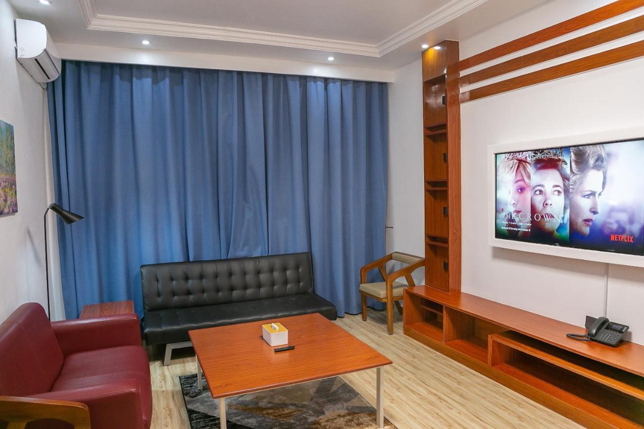 Hotel Totara Dar es Salaam Esterno foto