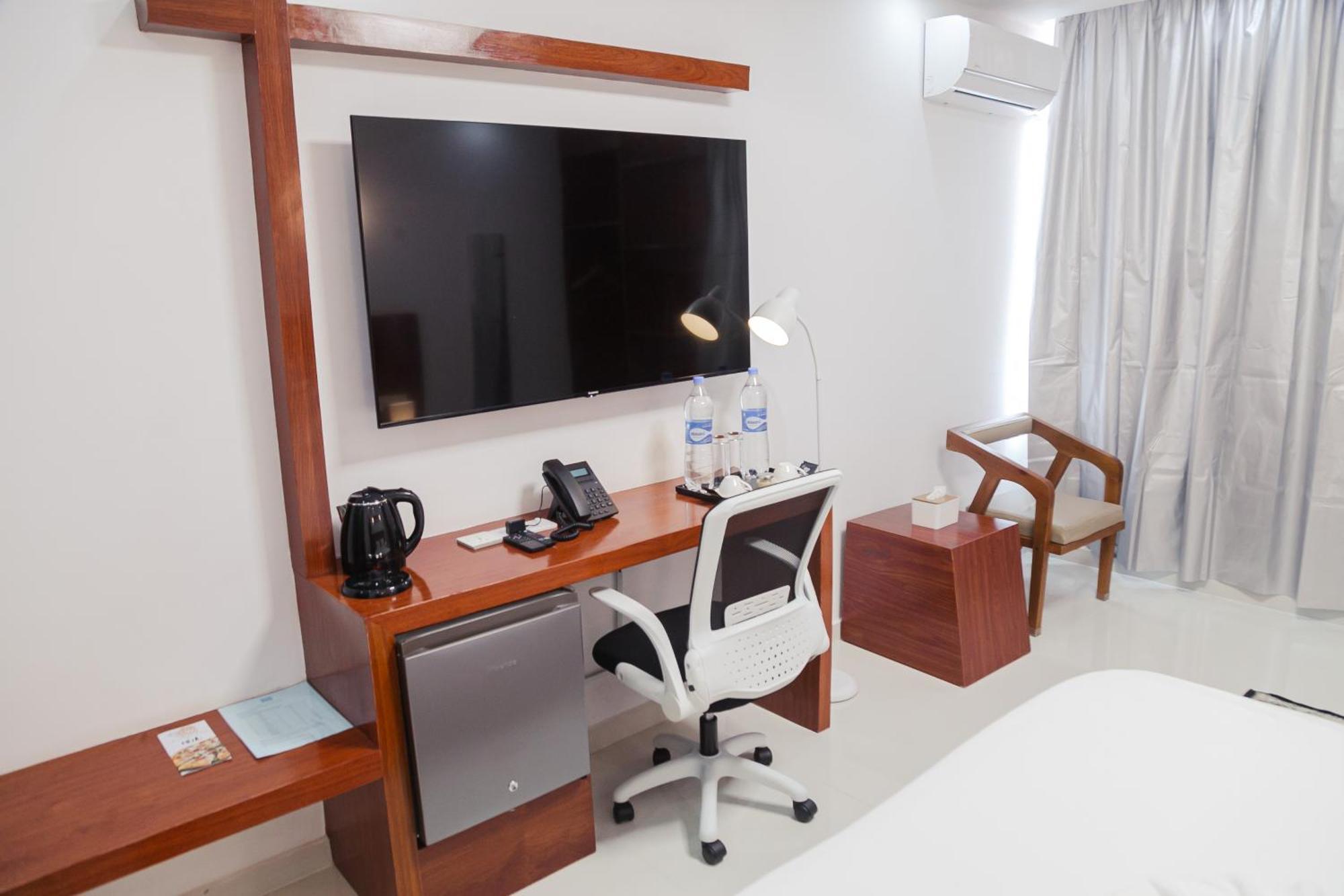 Hotel Totara Dar es Salaam Esterno foto